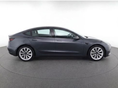 Used 2023 Tesla Model 3 Standard Range RWD image 8