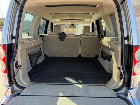 Used 2013 Land Rover LR4 image 5