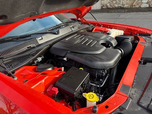 Used 2023 Dodge Challenger SXT w/ Blacktop Package image 17