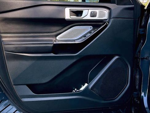 Used 2023 Ford Explorer ST w/ Equipment Group 401A image 25