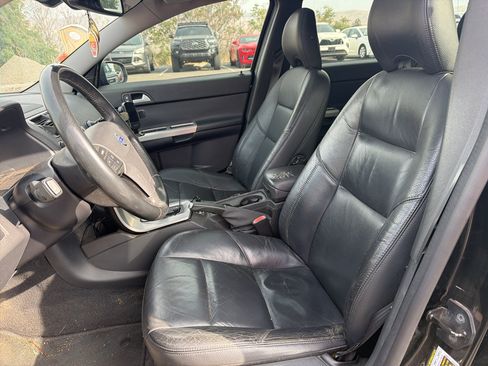 Used 2007 Volvo V50 T5 AWD/4WD image 2