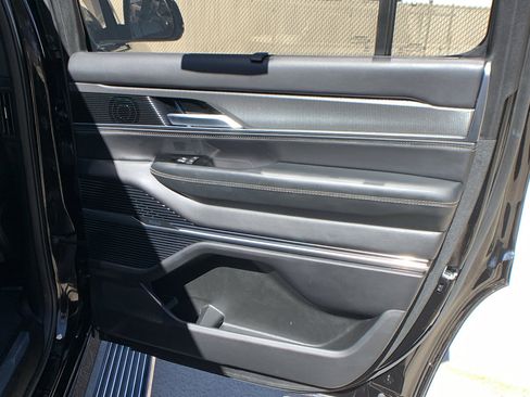 Used 2022 Jeep Grand Wagoneer Series II image 27