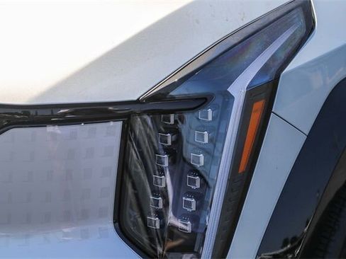 New 2026 Kia EV9 Land w/ Nightfall Edition Package image 4