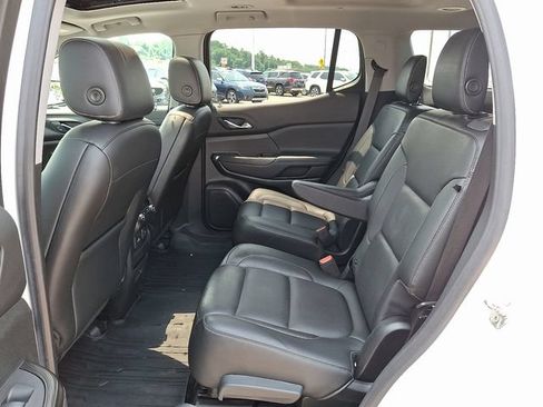 Used 2019 GMC Acadia SLT w/ LPO, Floor Liner Package AWD/4WD image 10