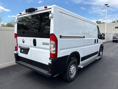 Used 2025 RAM ProMaster 2500 w/ U-Haul Equipment Group FWD image 3
