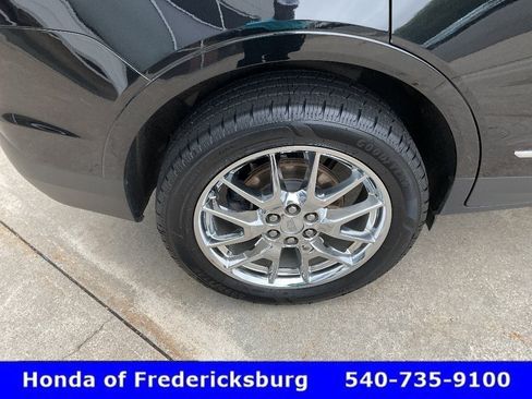 Used 2018 Cadillac XT5 Luxury w/ LPO, Wheel Lock Package AWD/4WD image 12