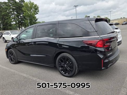 Used 2025 Honda Odyssey Sport-L image 3
