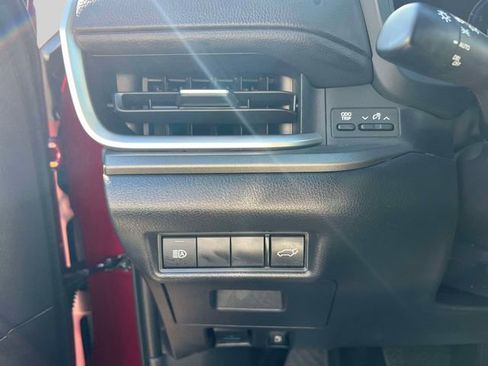Certified 2025 Toyota Grand Highlander FWD image 23