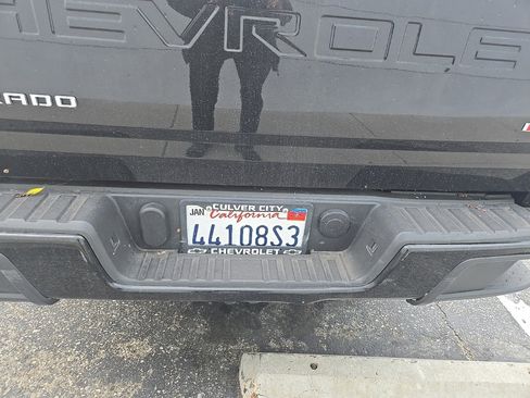 Used 2022 Chevrolet Colorado LT image 4