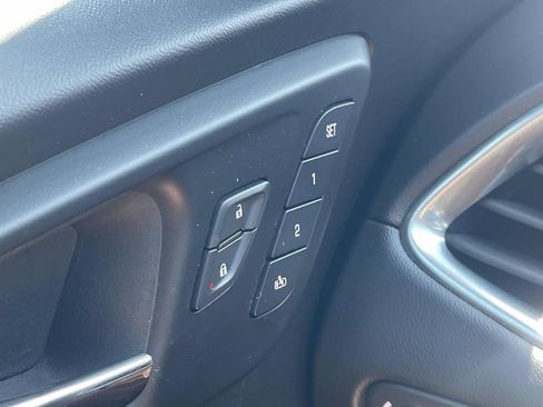 Used 2024 Chevrolet Malibu LT FWD image 21