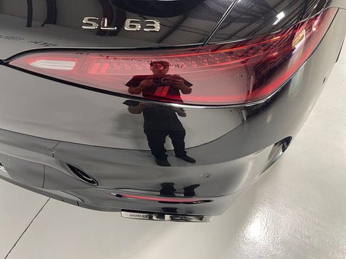 Certified 2022 Mercedes-Benz SL 63 AMG 4MATIC image 18