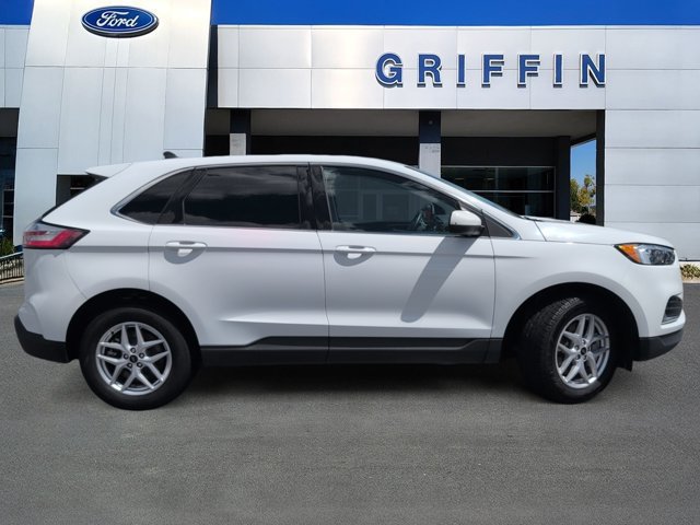 Used 2024 Ford Edge SEL AWD/4WD image 3