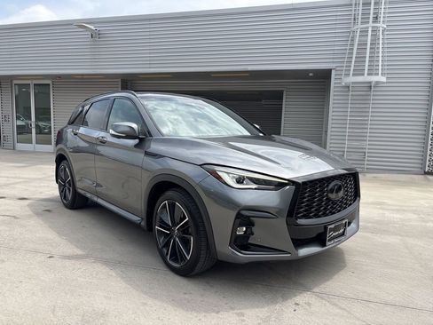 Used 2023 INFINITI QX50 Sport FWD image 3