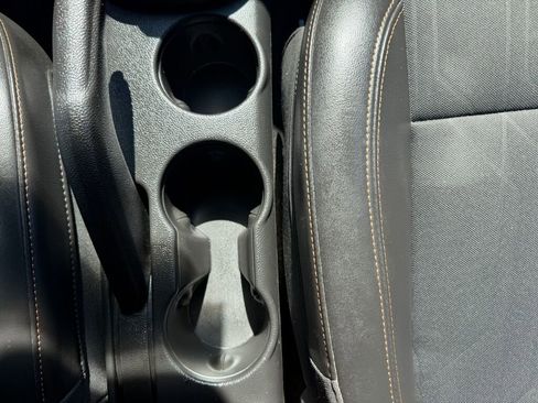 Used 2018 Chevrolet Trax LT w/ LT Convenience Package image 21