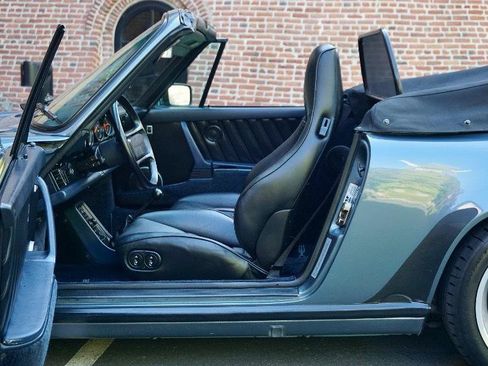 Used 1987 Porsche 911 Carrera RWD image 49