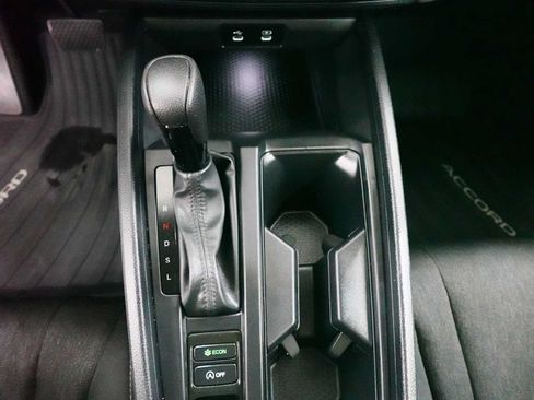 Certified 2023 Honda Accord EX image 22