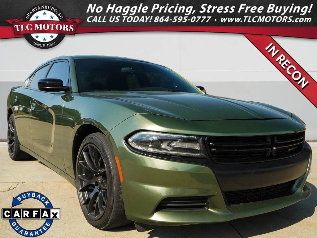 Used 2021 Dodge Charger SXT w/ Blacktop Package RWD image 1