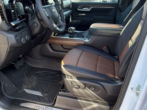 New 2026 Chevrolet Silverado 1500 High Country image 13