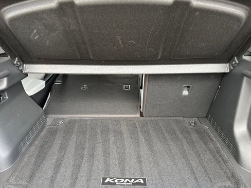 Used 2023 Hyundai Kona SE image 15