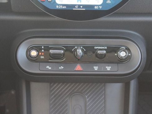 Used 2025 MINI Cooper S FWD image 8