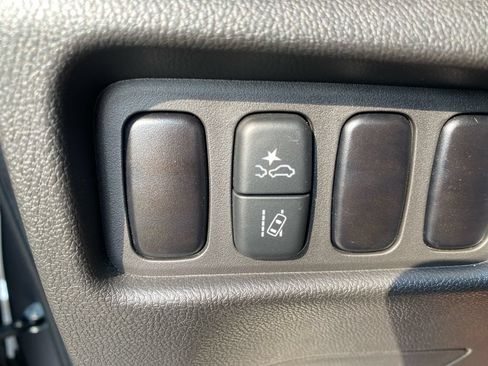 Used 2024 Mitsubishi Outlander Sport ES AWD/4WD image 32
