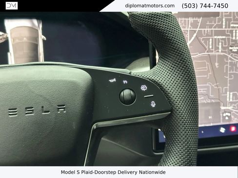 Used 2022 Tesla Model S Plaid image 34