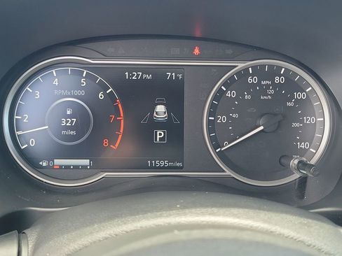 Used 2020 Nissan Kicks SR w/ SR Premium Package FWD image 12