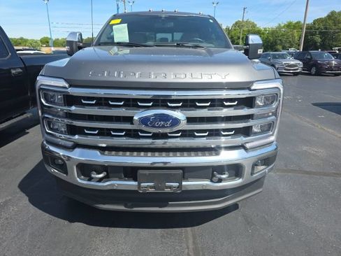 Used 2023 Ford F350 Lariat w/ Lariat Ultimate Package AWD/4WD image 2
