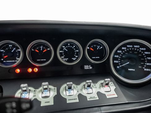 Used 2005 Ford GT image 46