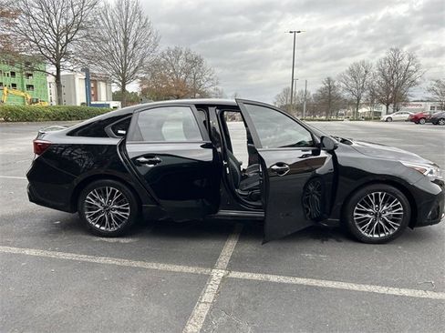 Certified 2023 Kia Forte GT-Line w/ GT-Line Technology Package image 11