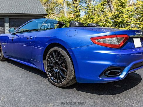 Used 2018 Maserati GranTurismo Sport RWD image 6