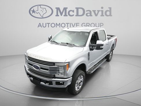 Used 2018 Ford F250 Lariat w/ Lariat Ultimate Package AWD/4WD image 44