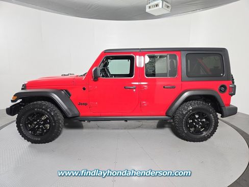 Used 2021 Jeep Wrangler Unlimited Sport AWD/4WD image 3
