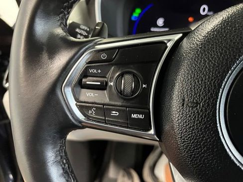 Used 2025 Acura MDX SH-AWD w/ Technology Package image 25