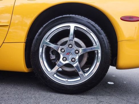 Used 2003 Chevrolet Corvette Convertible w/ Preferred Equipment Group1 RWD image 62
