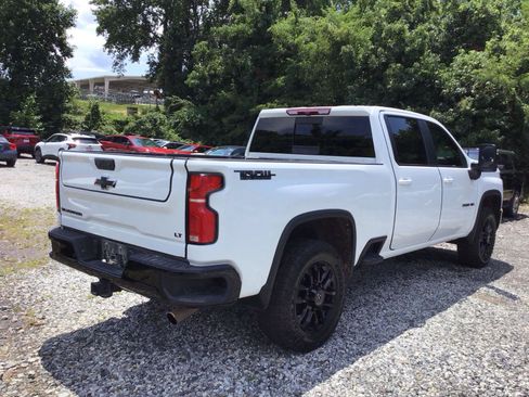 Used 2025 Chevrolet Silverado 2500 LT w/ Trail Boss Package AWD/4WD image 4