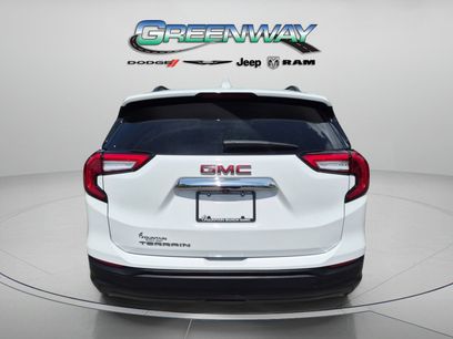 Used 2022 GMC Terrain SLE w/ Driver Convenience Package