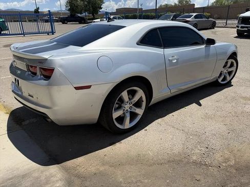 Used 2010 Chevrolet Camaro LT w/ RS Package RWD image 5