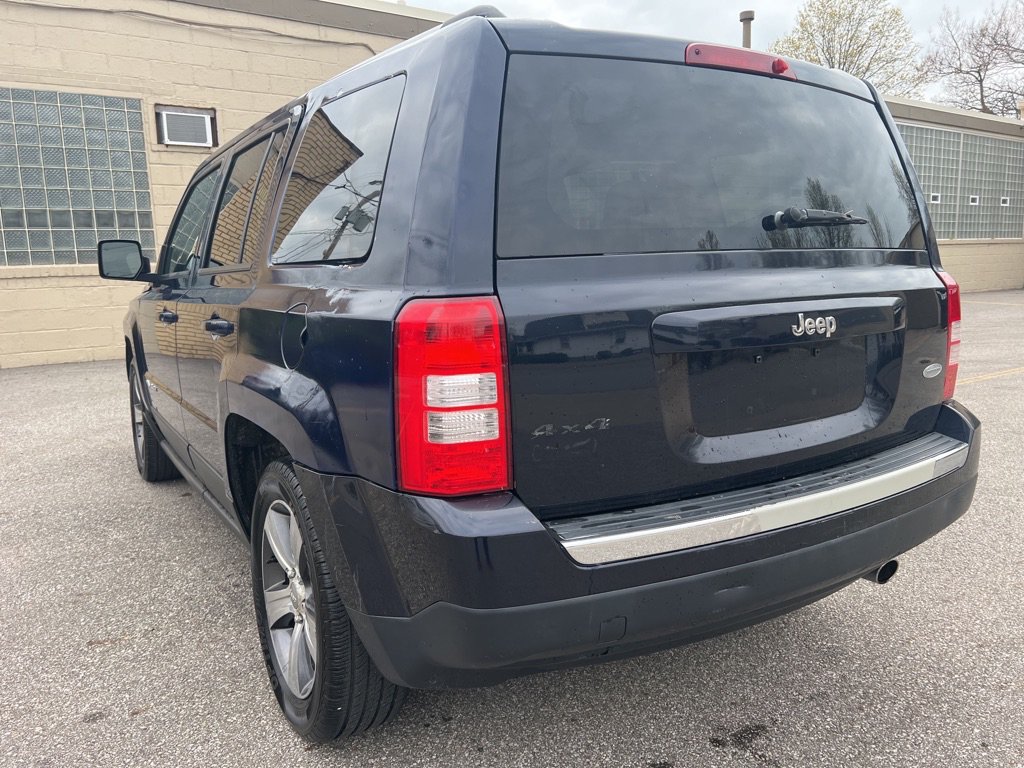 Used 2016 Jeep Patriot High Altitude FWD image 7