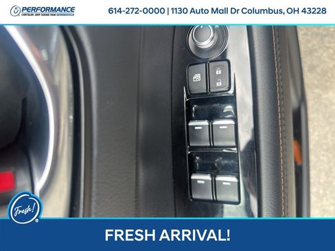 Used 2023 MAZDA CX-5 AWD 2.5 S w/ Premium Package image 12