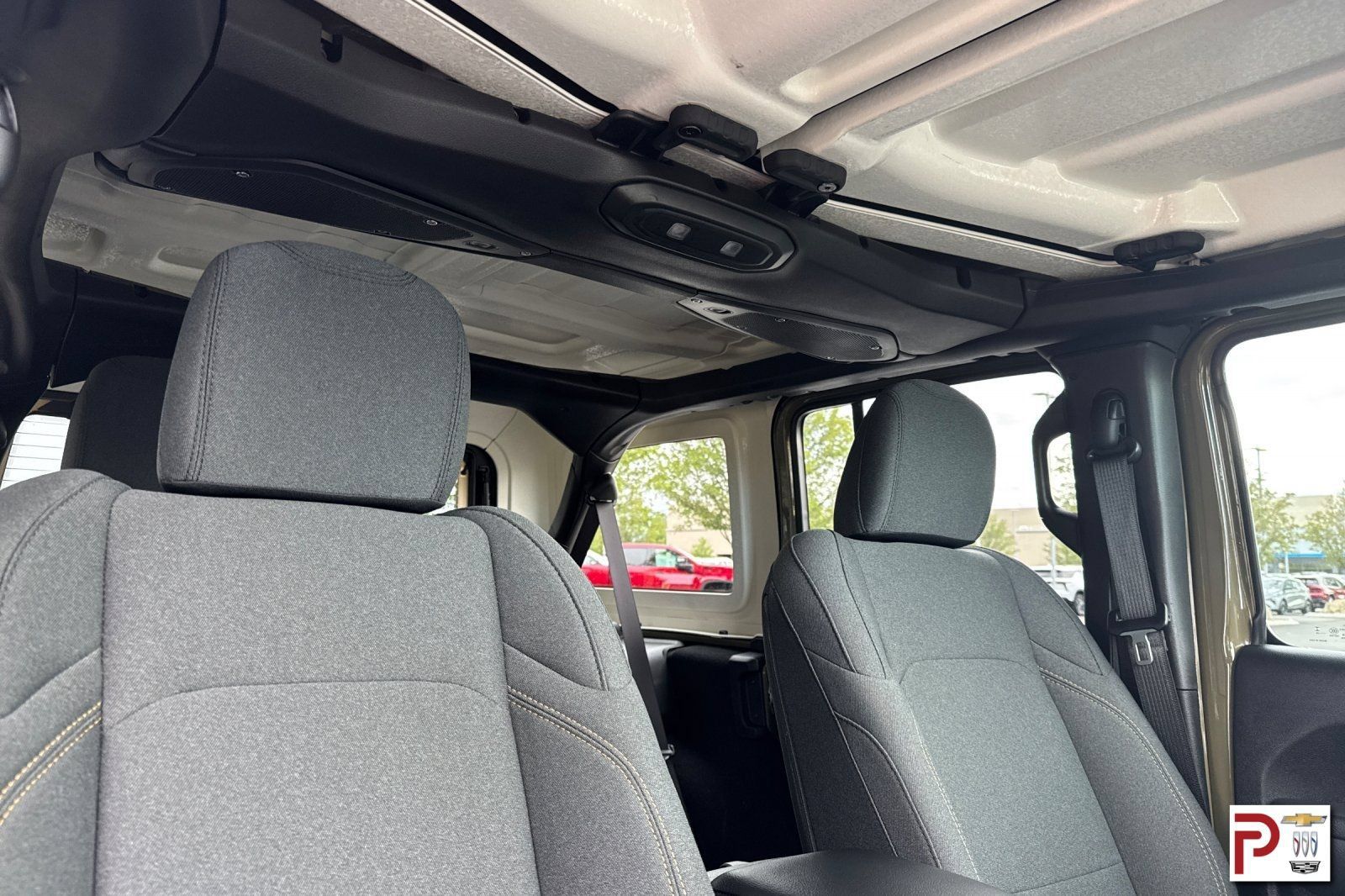 Used 2025 Jeep Wrangler Unlimited Sport AWD/4WD image 20