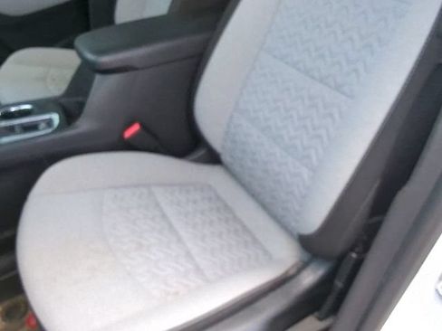 Used 2023 Chevrolet Equinox LS w/ LS Convenience Package FWD image 8