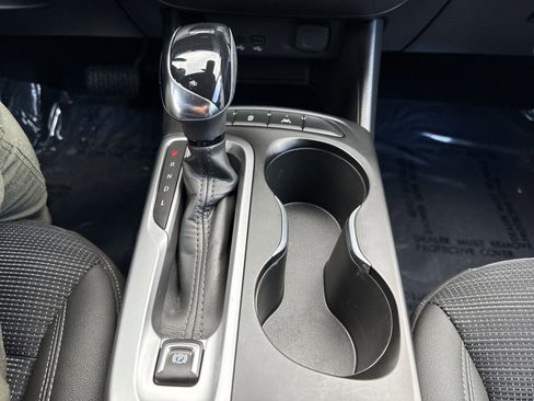 Used 2025 Buick Envista Preferred w/ Convenience I Package image 20