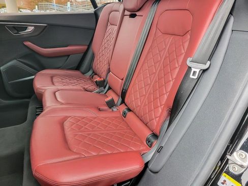 Used 2023 Audi SQ8 Prestige image 11