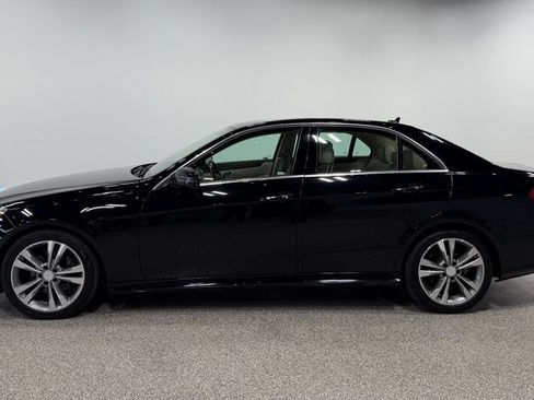 Used 2014 Mercedes-Benz E 350 4MATIC Sedan image 12