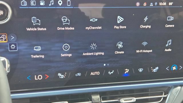 Used 2026 Chevrolet Equinox EV LT FWD image 21