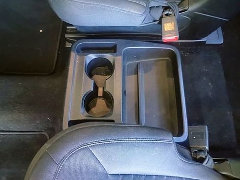 Used 2020 Ford Explorer XLT RWD image 63