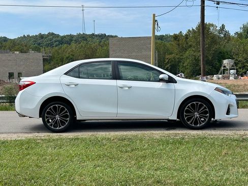 Used 2016 Toyota Corolla S FWD image 3