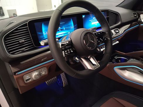 New 2026 Mercedes-Benz GLE 53 AMG 4MATIC image 4