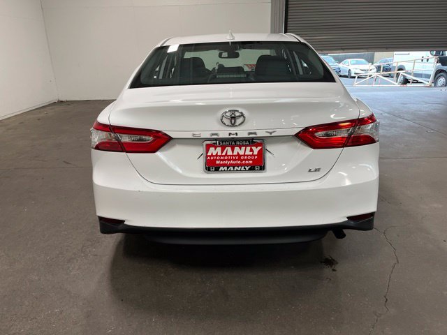 Used 2020 Toyota Camry LE w/ Convenience Package FWD image 4